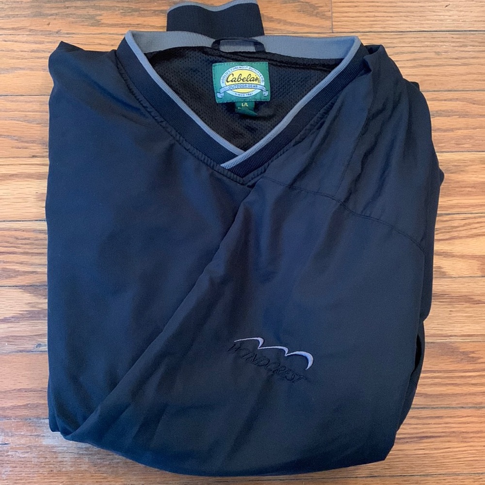 Cabela’s Windcrest V Neck Pullover Wind Shirt